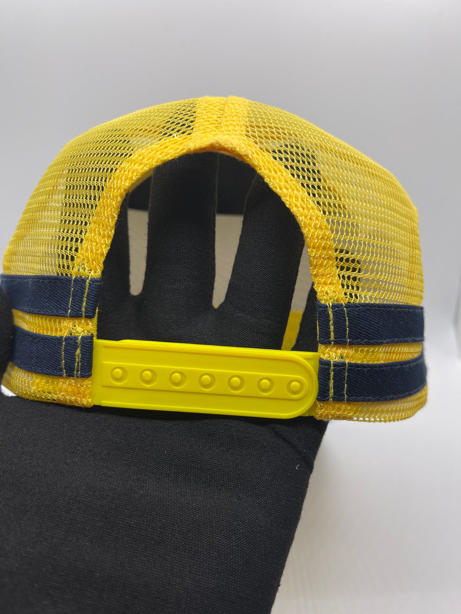 G.Loomis Premium Fishing Cap Snapback Mustard Yellow Dark Blue Mesh Trucker  Hat 